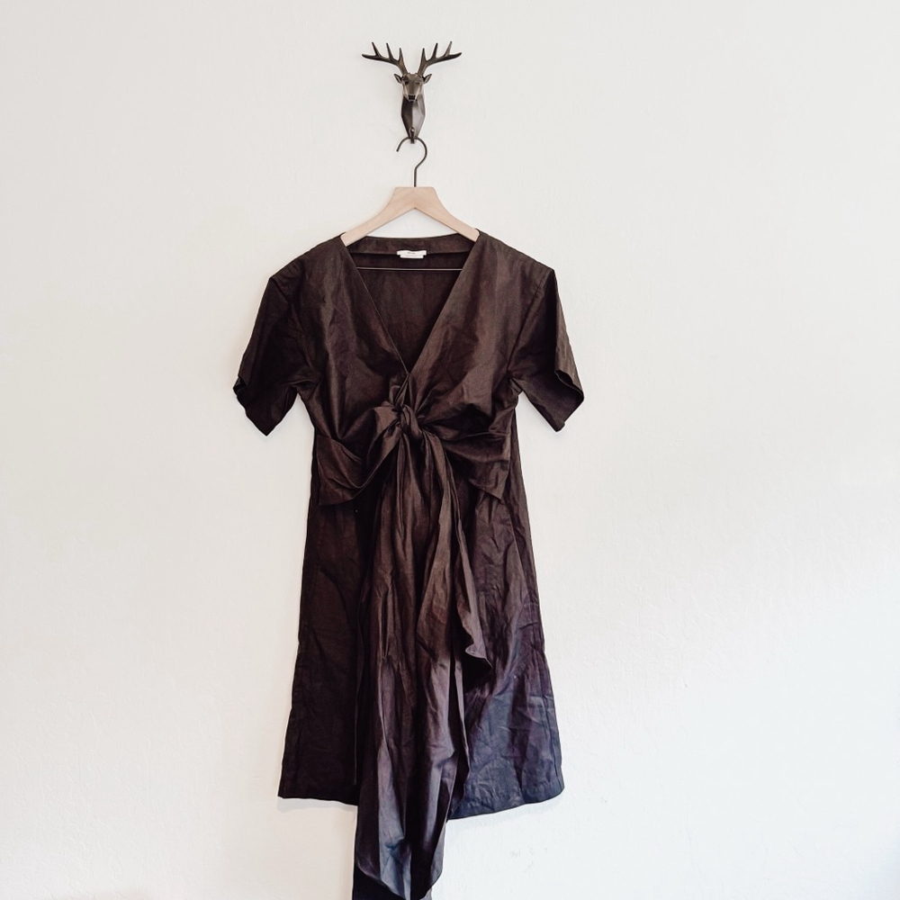 Erin Women's Black Shirt Sleeve Bow Tie Dress Size 4